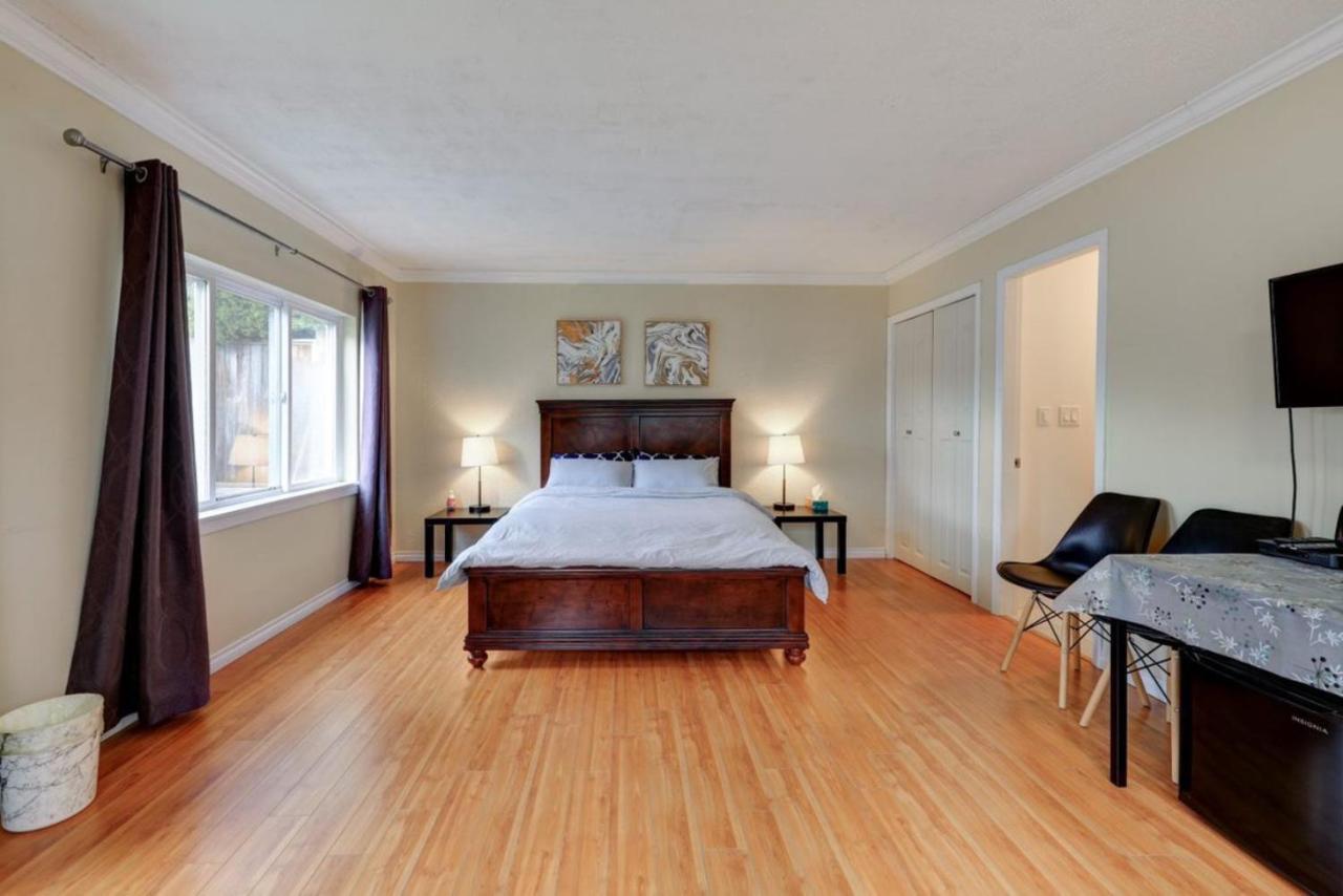 Private Suite With Separated Entrance Monica'S Home Richmond Extérieur photo